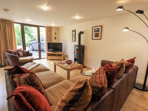 Cottage | Living area
