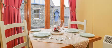 Cottage | Interior