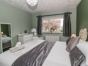 Cottage | 3 bedrooms, individually decorated, individually furnished, free WiFi - Blaenywawr (Lampeter)