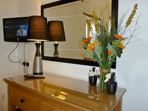 Cottage | Interior
