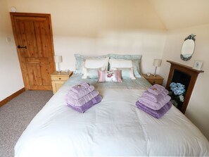 Cottage | 2 bedrooms, individually decorated, individually furnished, free WiFi - Chippers Cottage (Woodhall Spa)