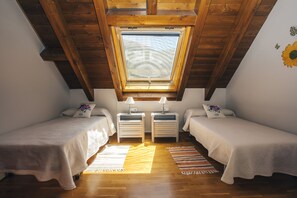 Penthouse, 2 Bedrooms (San Salvador) | Premium bedding, blackout drapes, soundproofing, iron/ironing board