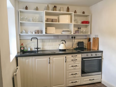 ์ฝํฐ์ง | ๋ด๋ถ