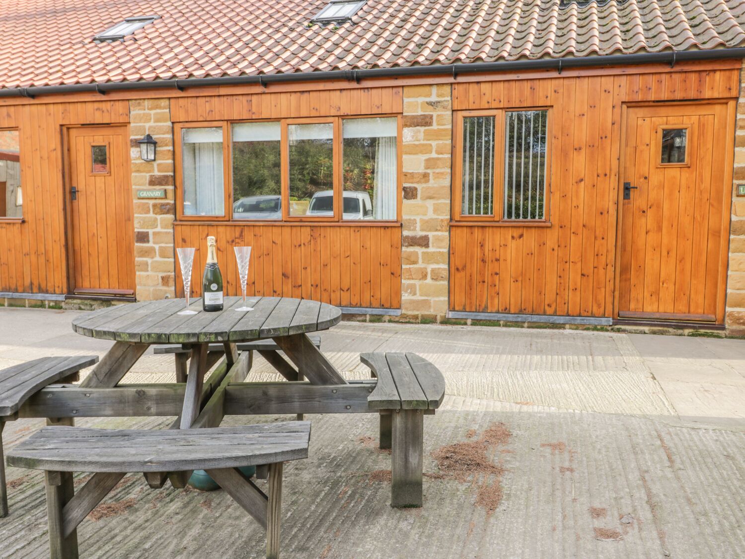Cottage | Interior