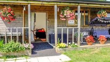 Cottage | Interior