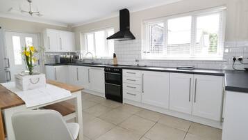 Cottage | Interior