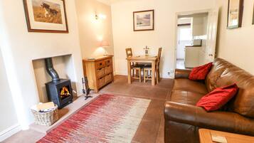 Cottage | Living room | TV