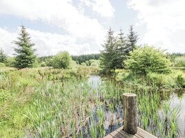 Cottage | Property grounds