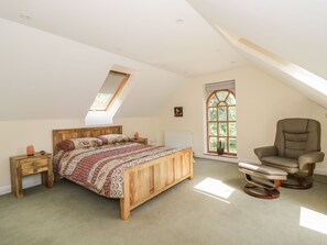 Cottage | Interior - Squirrels Drey (King's Lynn)