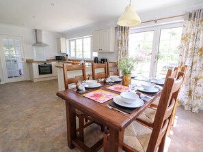 Cottage | Dining - Pen Y Maes (Builth Wells)