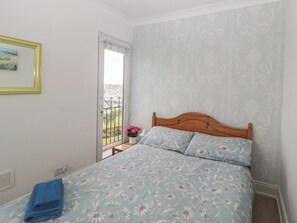 3 bedrooms, individually decorated, individually furnished, free WiFi