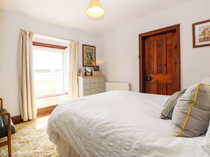 Cottage | 5 bedrooms, individually decorated, individually furnished, free WiFi - Trefollwyn Mawr (Pwllheli)