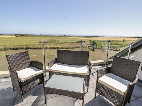 ์ฝํฐ์ง | ๋ด๋ถ