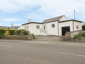 Exterior - Bedlinog (Amlwch)
