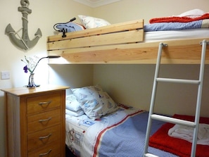 Cottage | Interior