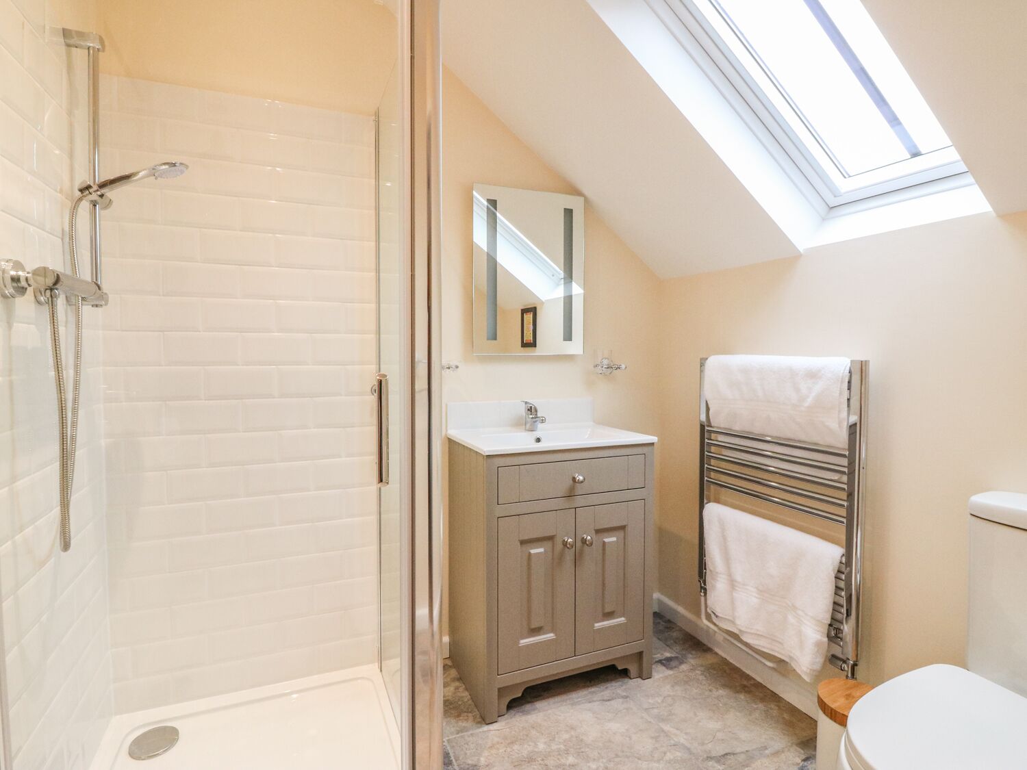 Cottage | Bathroom | Shower