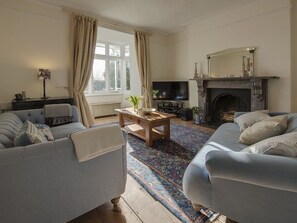 Interior - 1 Florence Place (Falmouth)