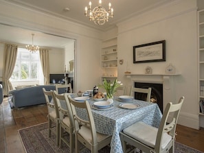 Cottage | Interior