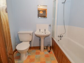 Cottage | Bathroom