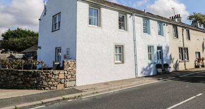 1 Park Nook Close