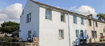1 Park Nook Close