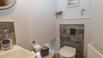 Cottage | Interior