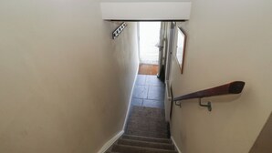 Unclassified image, 4 of 36, button - Rose Cottage (Broughton in Furness)