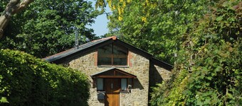 Dilly Dally Barn