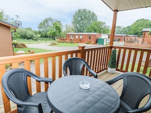 Cottage | Property grounds