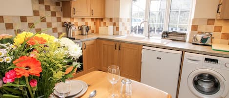 Cottage | Interior