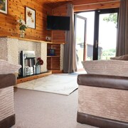 Oak Lodge