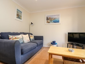 Cottage | Living room | TV
