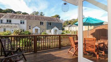 Cottage | Balcony