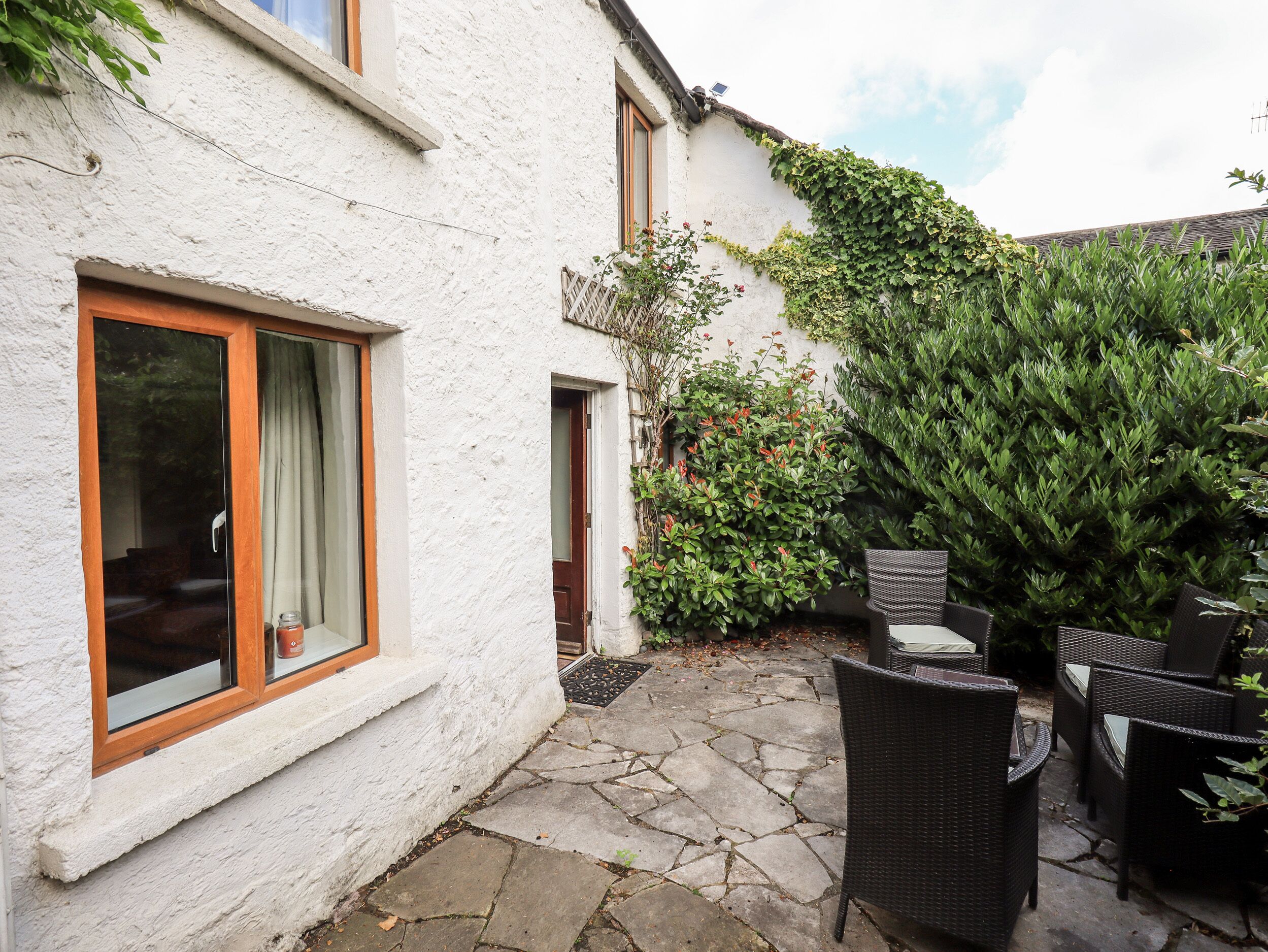 Cottage | Interior