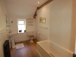 Cottage | Bathroom - Quist Cottage (Taunton)