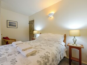 Cottage | 2 bedrooms, individually decorated, individually furnished, free WiFi - Churchgate Cottage (Bodmin)