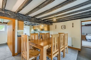 Cottage | Private kitchen