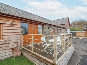 Cottage | Terrace/patio - Rhianwen, Plas Moelfre Hall Barns (Oswestry)