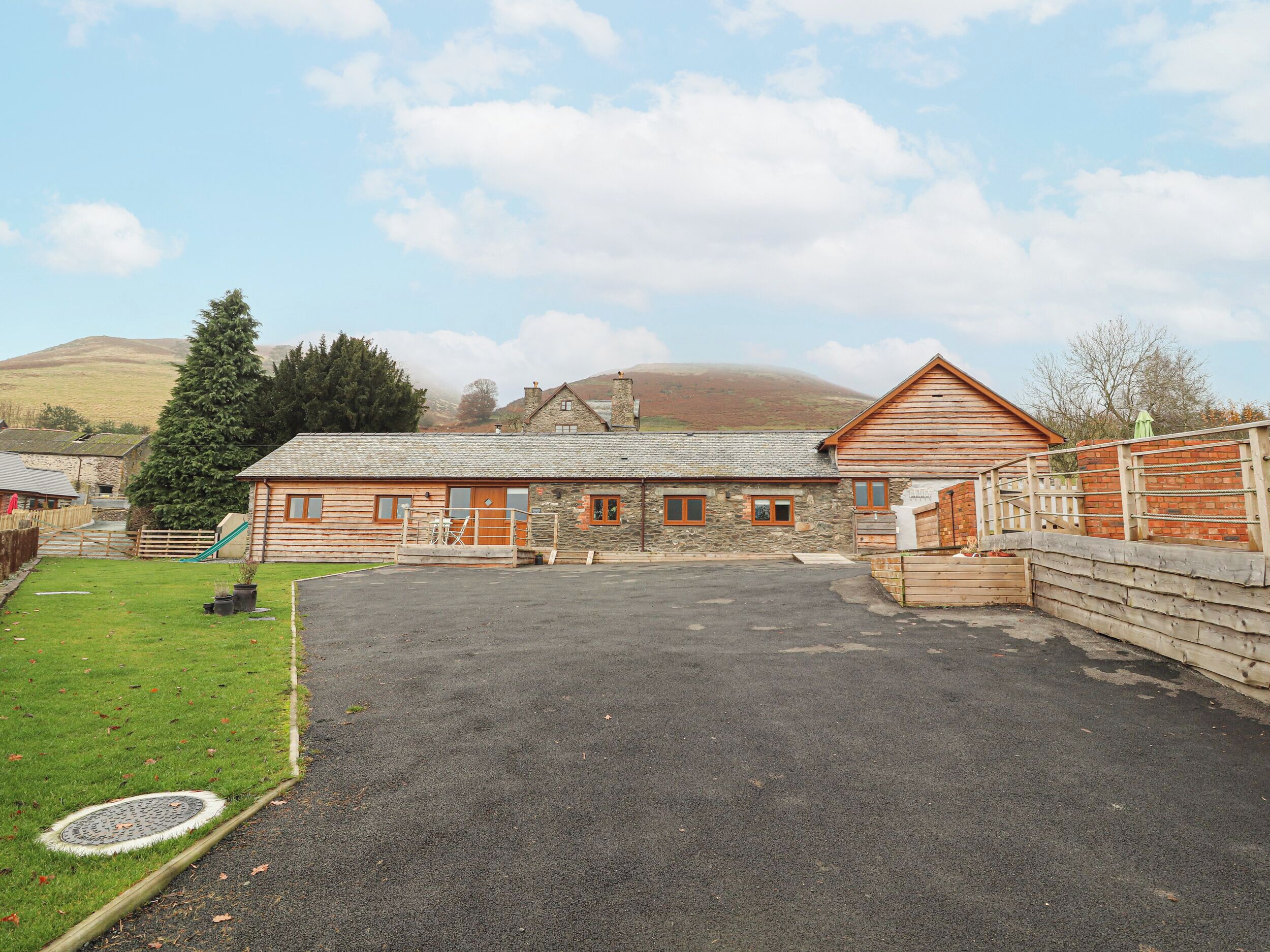 Cottage | Exterior