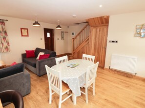 Cottage | Interior - Bodneithior (Llanerchymedd)