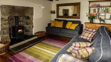 Cottage | Interior