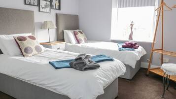 Cottage | 3 bedrooms, individually decorated, individually furnished, free WiFi