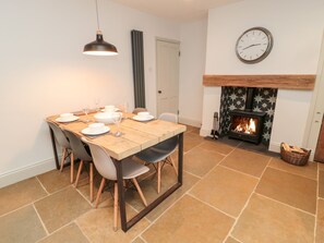 تناول الطعام