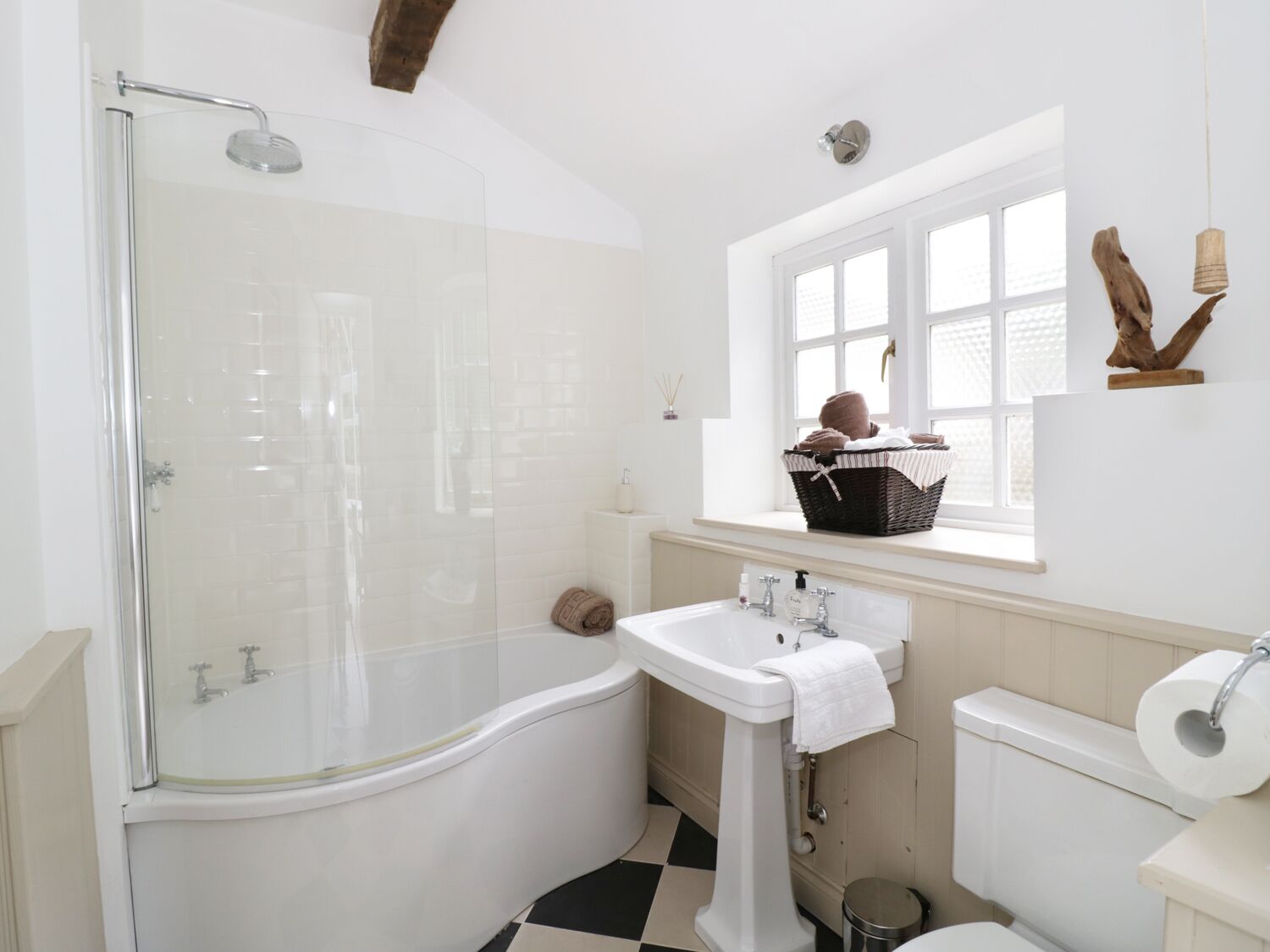 Cottage | Bathroom