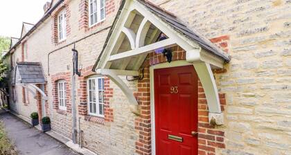 Blenheim Edge, The Causeway