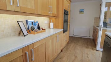 Cottage | Interior