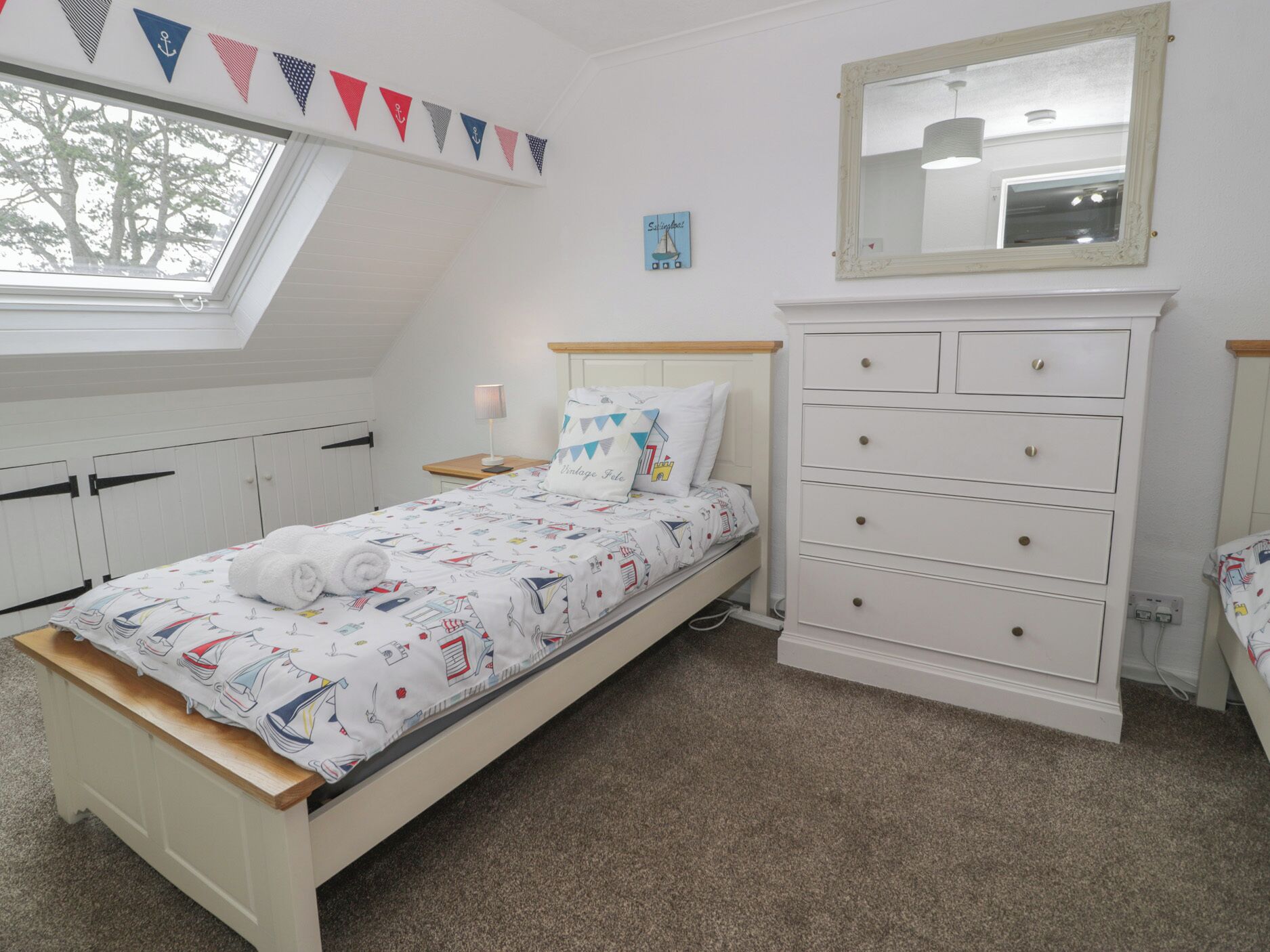 Cottage | Interior