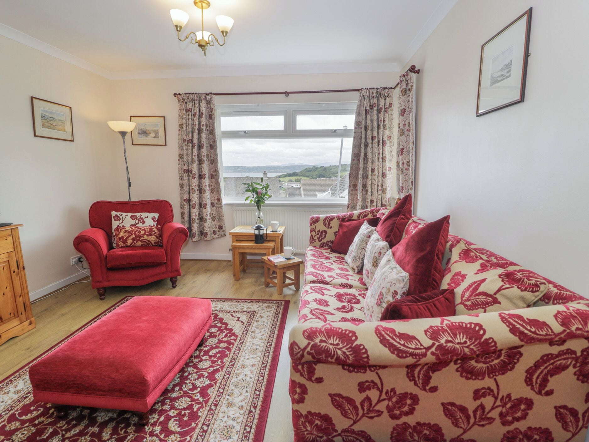 Cottage | Interior