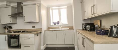 Cottage | Interior