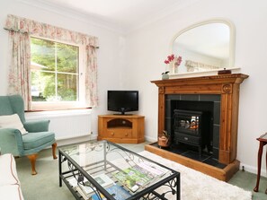 Cottage | Living room | TV - Westgate Cottage (Sittingbourne)